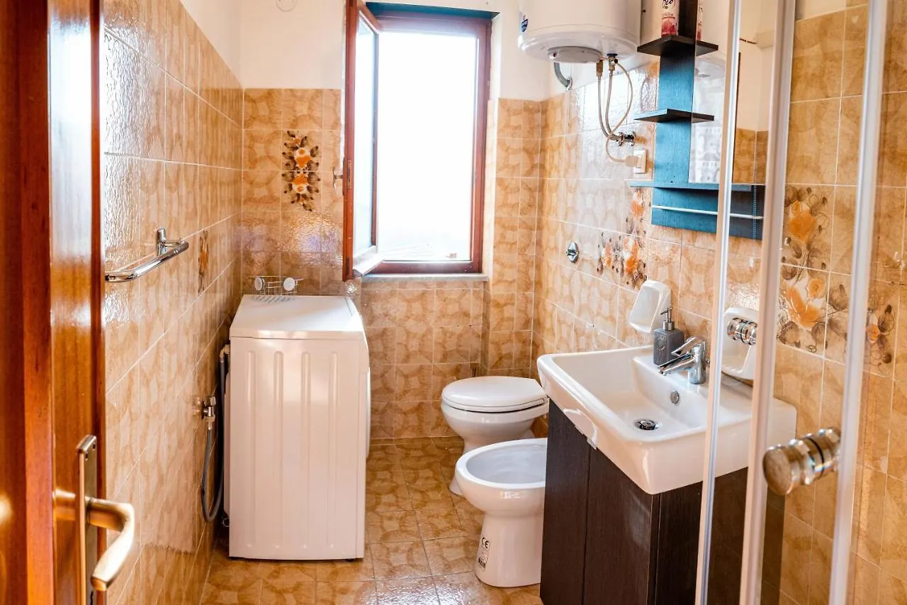 Holiday home Jacuzzi Privata-Giardino-Parcheggio-Sdraio-Amaca-Intera Casa A Disposizione Villa Recco