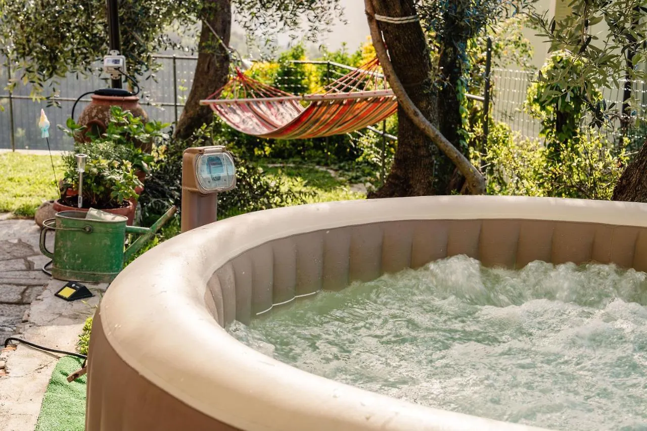 Jacuzzi Privata-Giardino-Parcheggio-Sdraio-Amaca-Intera Casa A Disposizione Villa Recco